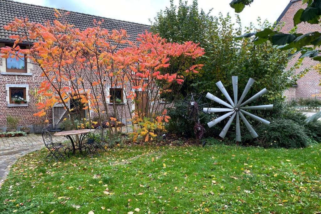 Charmant Appartement Dans Une Ancienne Ferme Nivelles Exterior photo