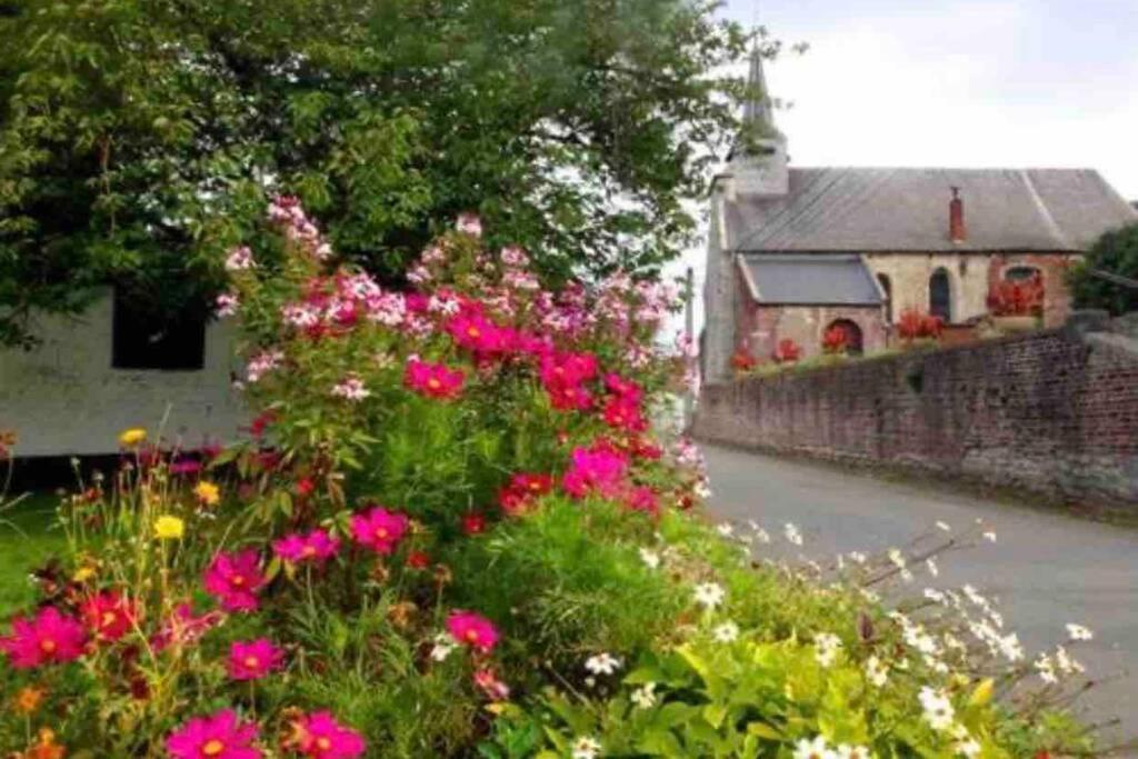 Charmant Appartement Dans Une Ancienne Ferme Nivelles Exterior photo